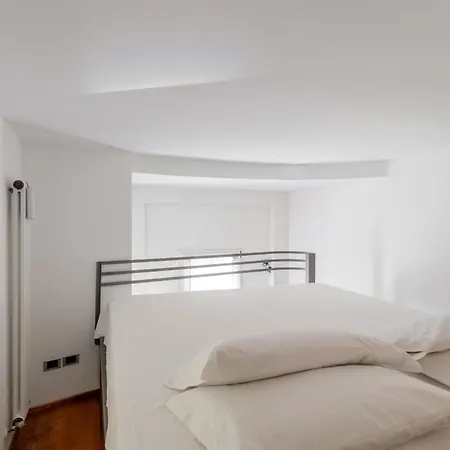 Modern With Mezzanine By Wonderful Italy Bologna
